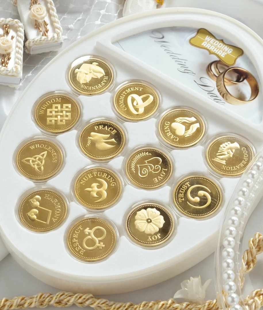 Arrhaes & Unity Coins Arrhae The Wedding Library Wedding Arrhae Coins (Gold) 1 Arrhaes & Unity Coins Arrhae The Wedding Library Wedding Arrhae Coins (Gold)