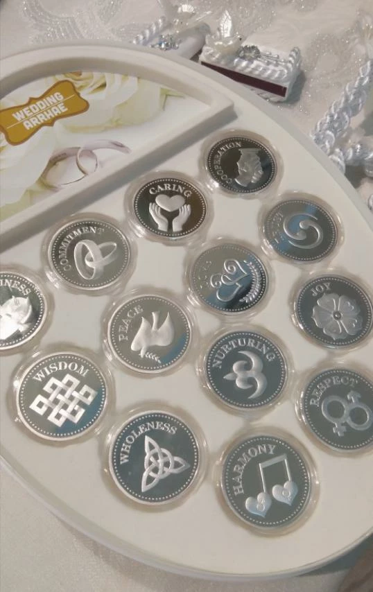 Arrhaes & Unity Coins Arrhae The Wedding Library Wedding Arrhae Coins (Silver) 2 Arrhaes & Unity Coins Arrhae The Wedding Library Wedding Arrhae Coins (Silver)