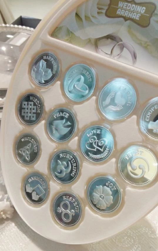 Arrhaes & Unity Coins Arrhae The Wedding Library Wedding Arrhae Coins (Silver) 3 Arrhaes & Unity Coins Arrhae The Wedding Library Wedding Arrhae Coins (Silver)