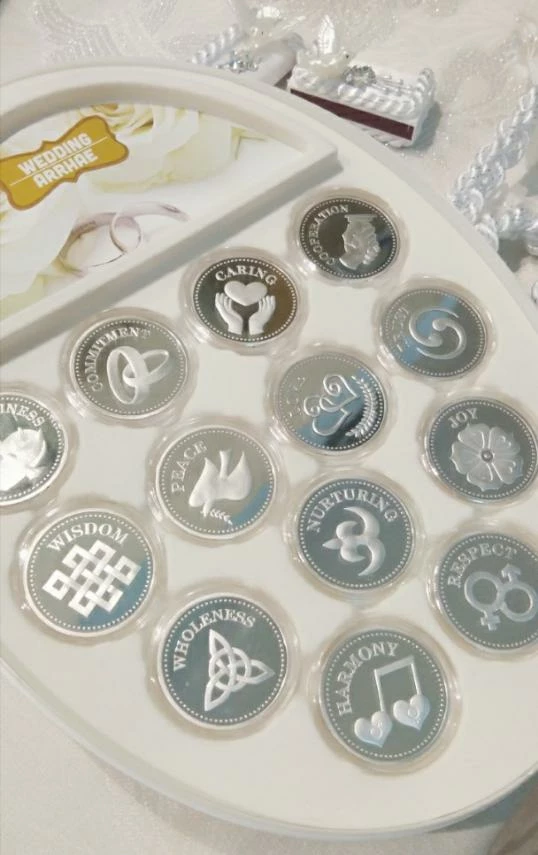 Arrhaes & Unity Coins Arrhae The Wedding Library Wedding Arrhae Coins (Silver) 4 Arrhaes & Unity Coins Arrhae The Wedding Library Wedding Arrhae Coins (Silver)